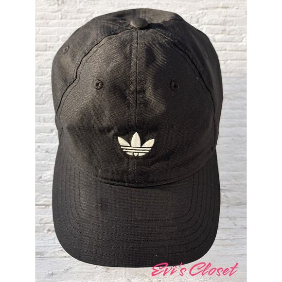Adidas The Brand With 3 Stripes Relaxed Strap-back Black Hat Cap Streetwear 🔥 - Picture 1 of 7